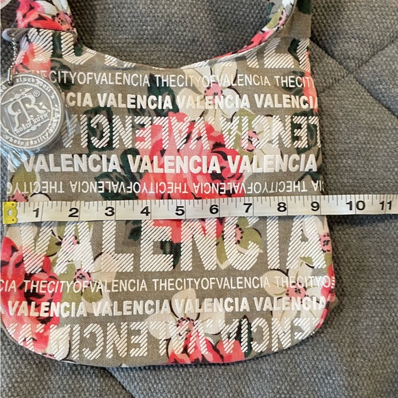 Robin Ruth City of Valencia Floral Print Crossbody‎ Bag with Tags - Picture 5 of 6